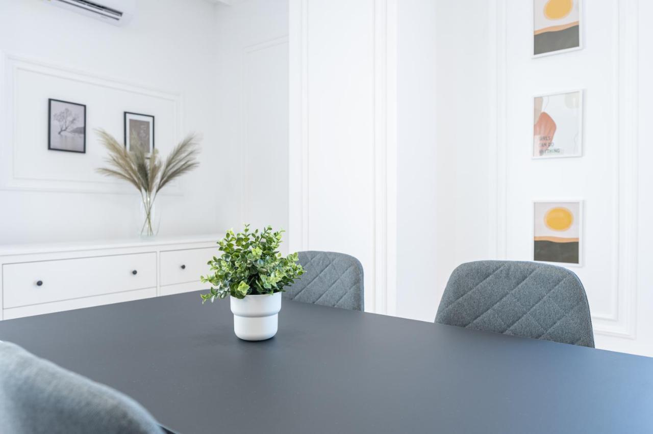 Ferienwohnung Brioni Flat Oradea Exterior foto